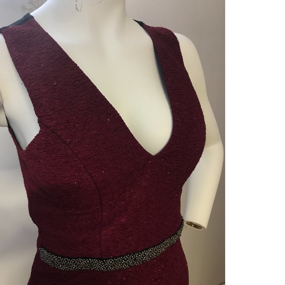 Le Chateau Burgundy Red Shimmer Black Sheer Mesh Bodycon Cocktail dress  NWT